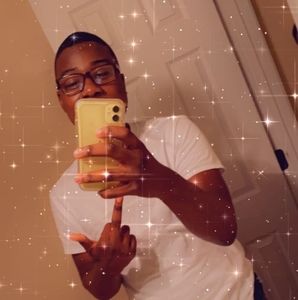 Meet your Posher, Omari